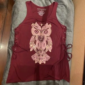 3/$12 Super Cute Side lace-up 🦉 tank top. Small